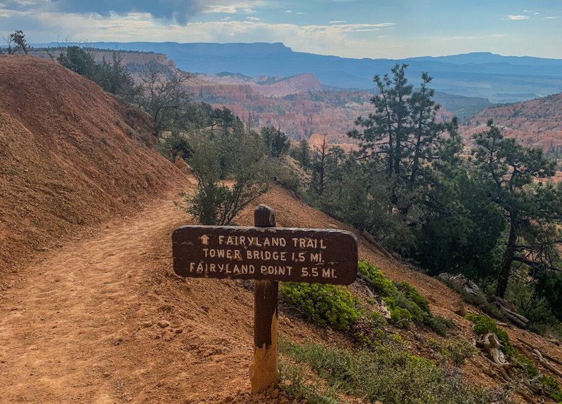 Fairyland Trail sign in Bryce Canyon National Park